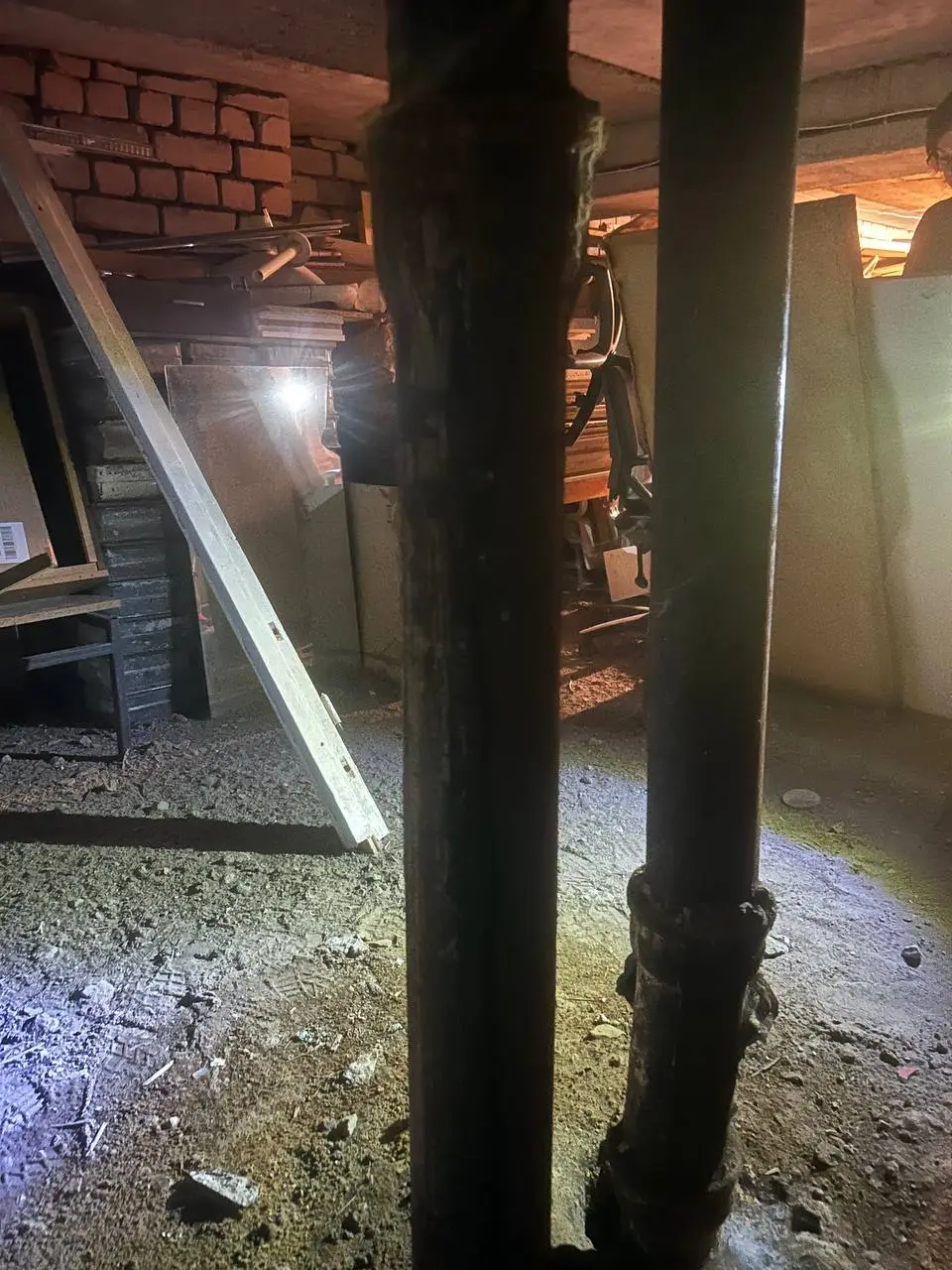 Sanitaartehnilised tööd ja toruabi Tallinnas - Torustike remont ja kanalisatsiooni toruabi